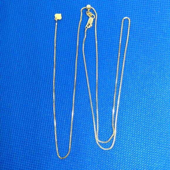 Fabulous adjustable box chain necklace. - Picture 9 of 9